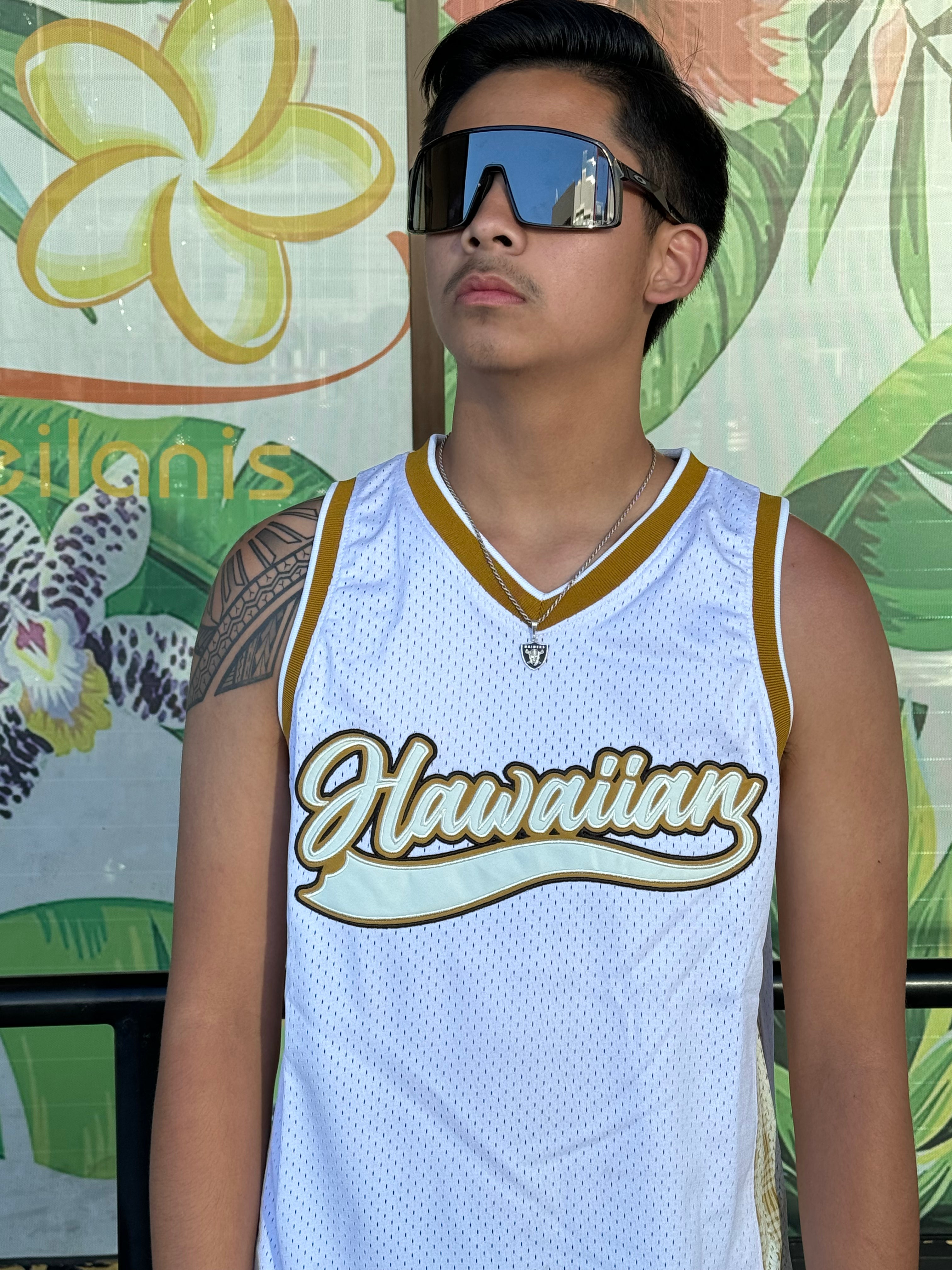 Hawaiian Script Basketball Jersey - White – KUA