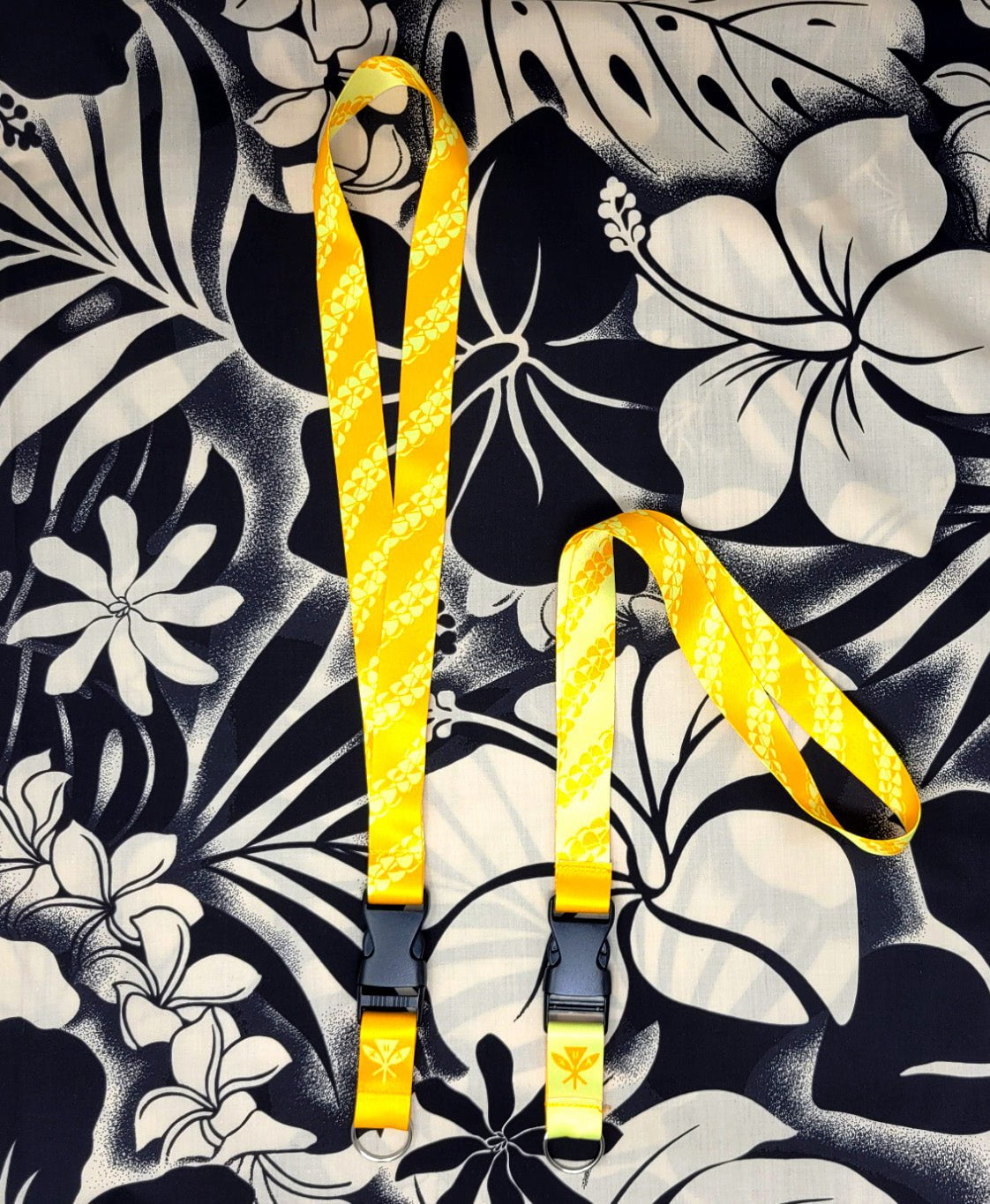 Puakenikeni Lanyard